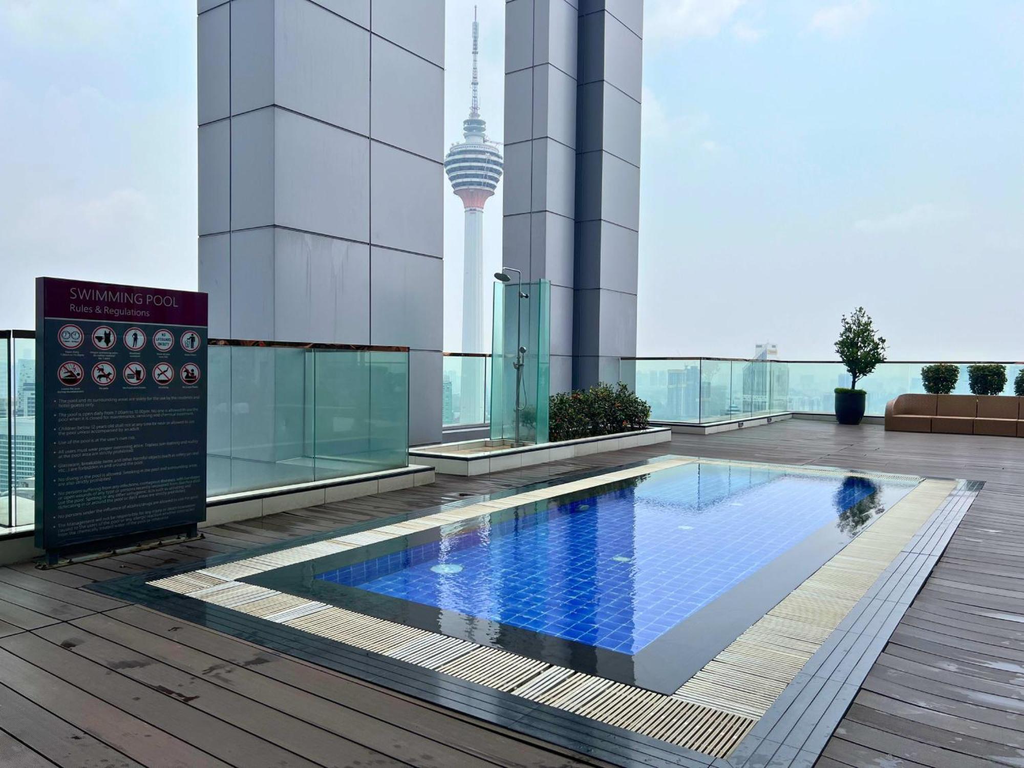 Luxe Suites At Platinum Klcc — Photos 1